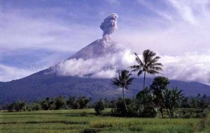 semeru-mountain