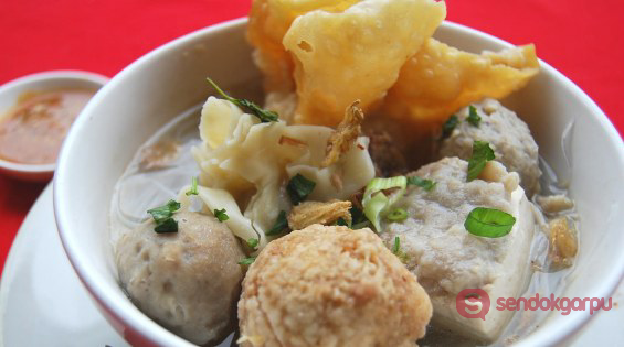 Bakso malang yang terkenal,bakso malang enak,bakso malang paling laris